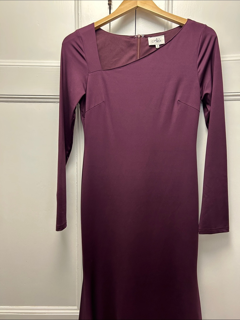 Able Plum Asymmetric Hem Long-Sleeve Dress - Picture 5 of 9